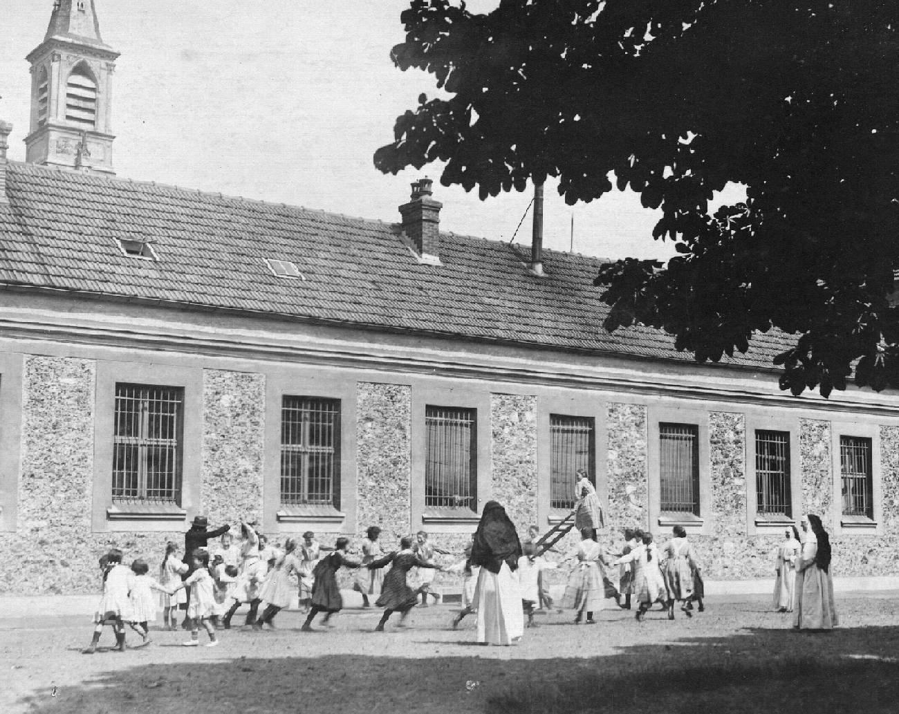 World War I French refugees Catholic Church